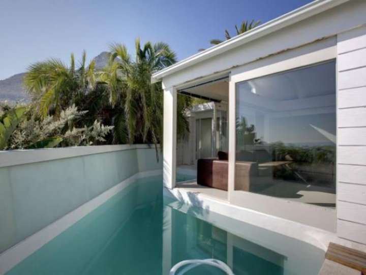 To Let 4 Bedroom Property for Rent in Clifton Western Cape